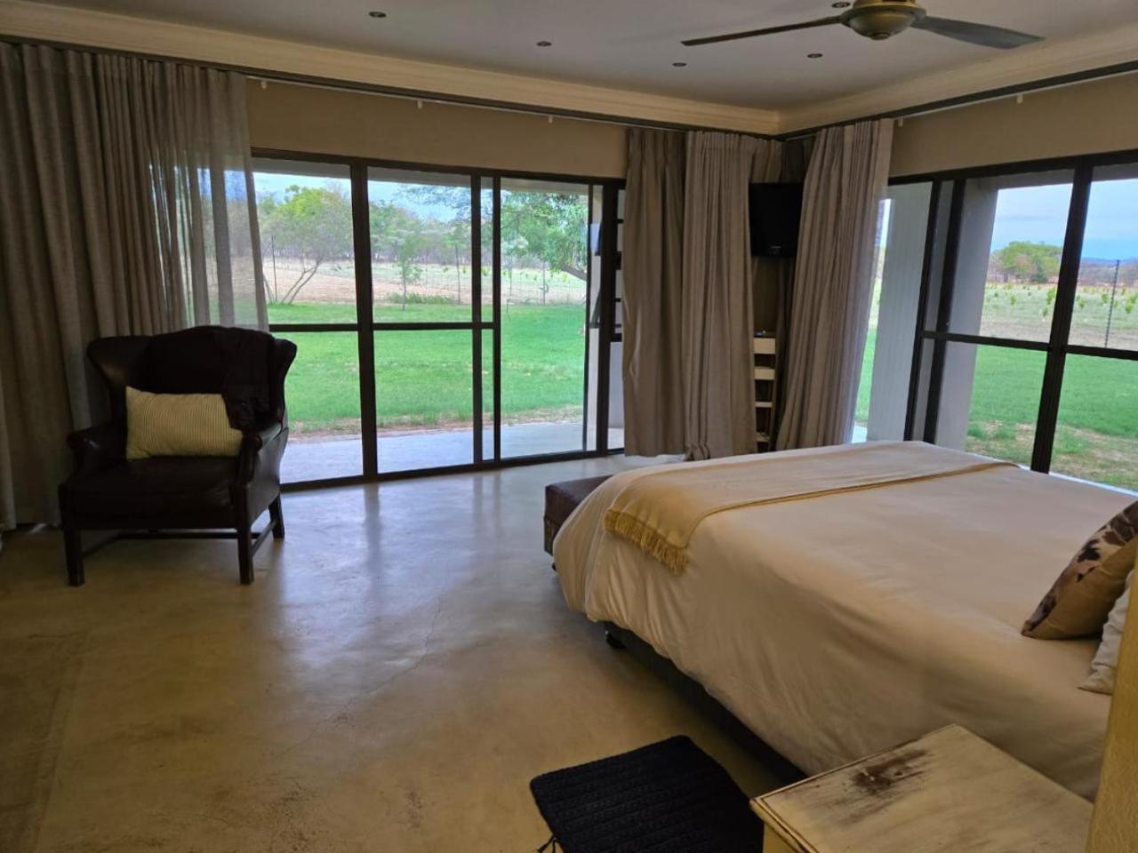 ואלווטר Kigeni Safari Lodge & Spa חדר תמונה